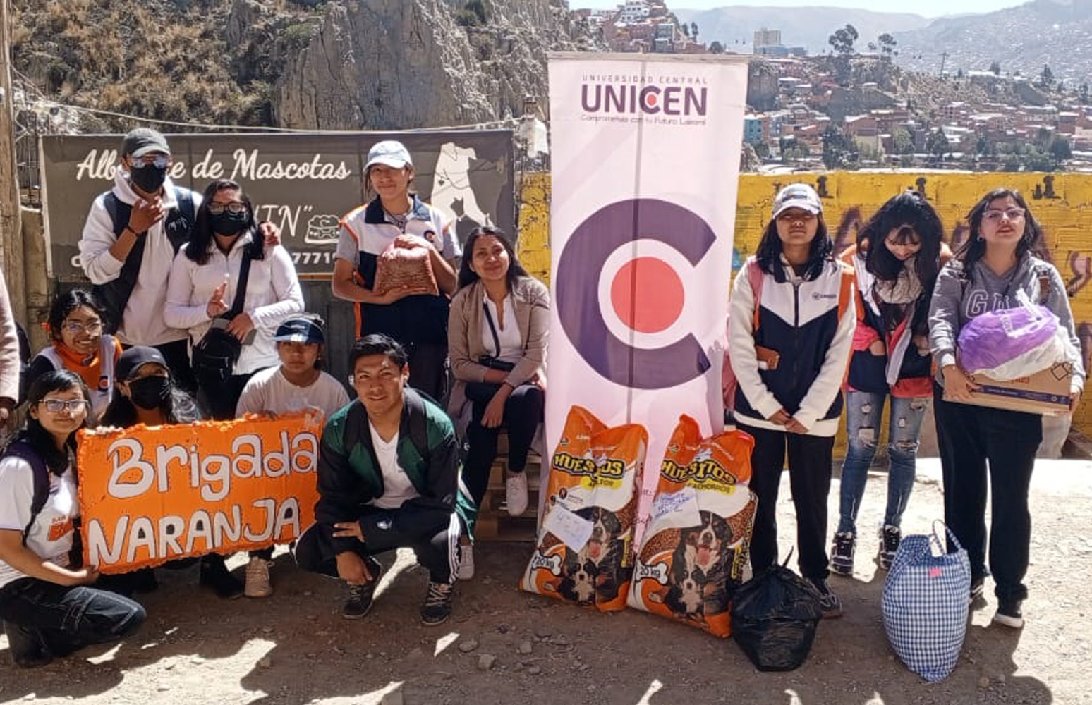 Brigada Naranja de Unicen, realizó la «Campaña de sensibilización sobre la tenencia responsable de animales domésticos»