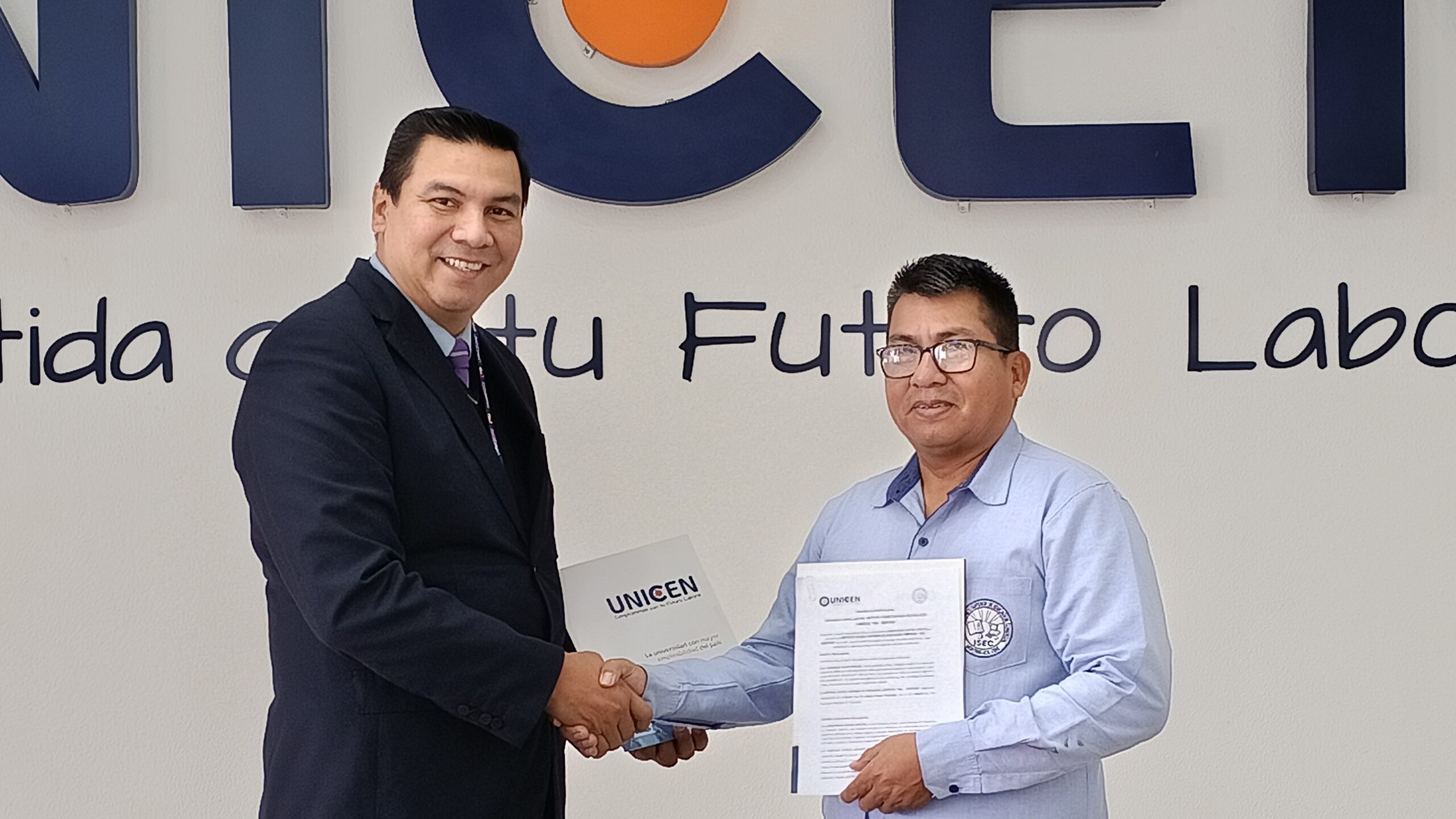 Firma de Convenio ISEC Montero